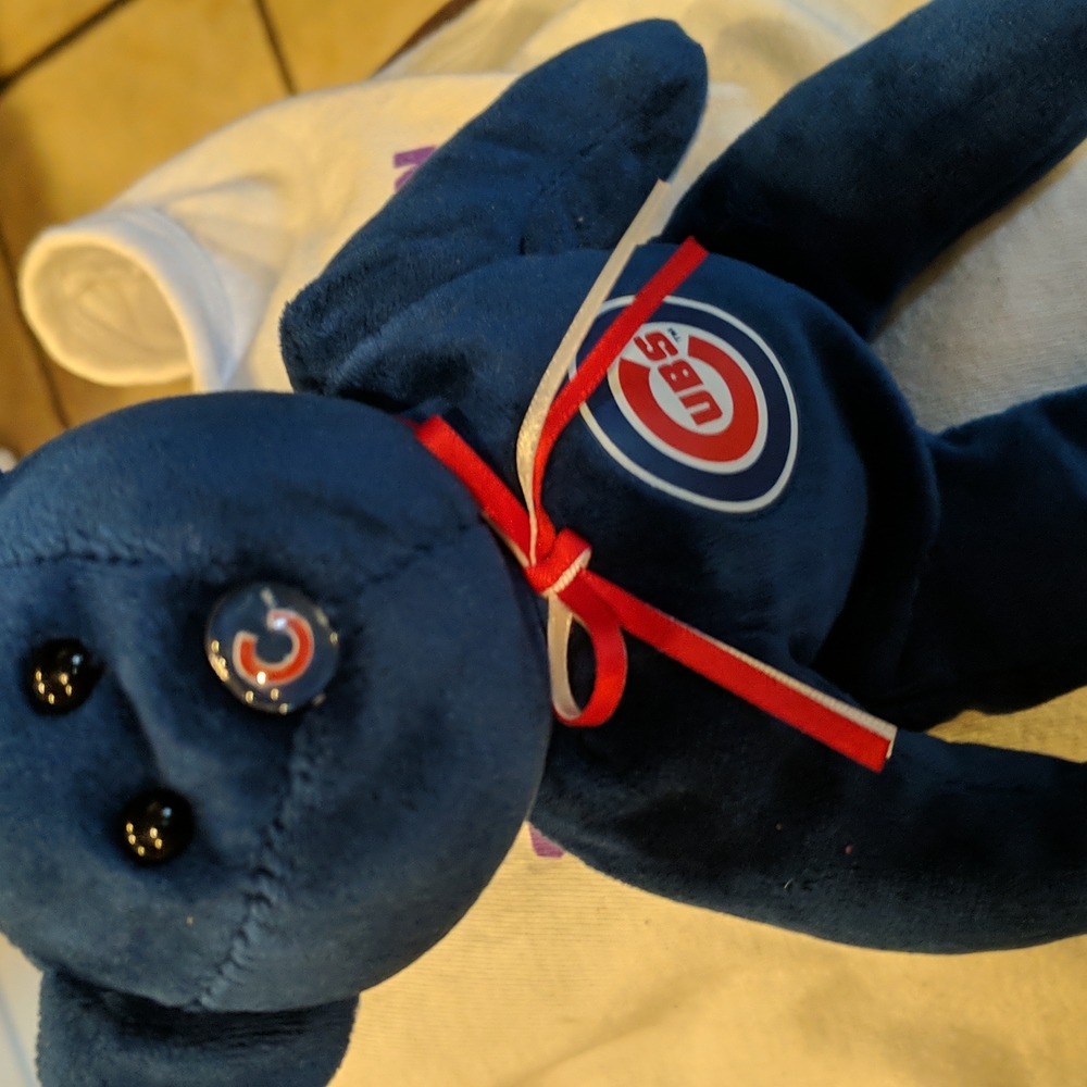 Chicago Cubs Beanie - Picture 2 of 4